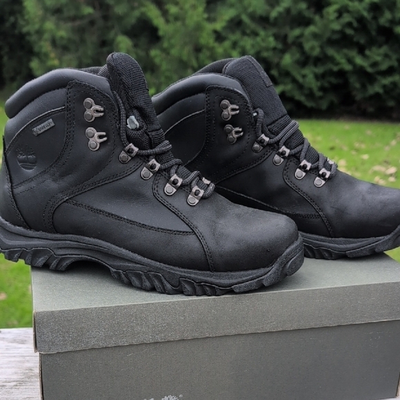 Timberland Men's Dark Gray Boots - Picture 5 of 9
